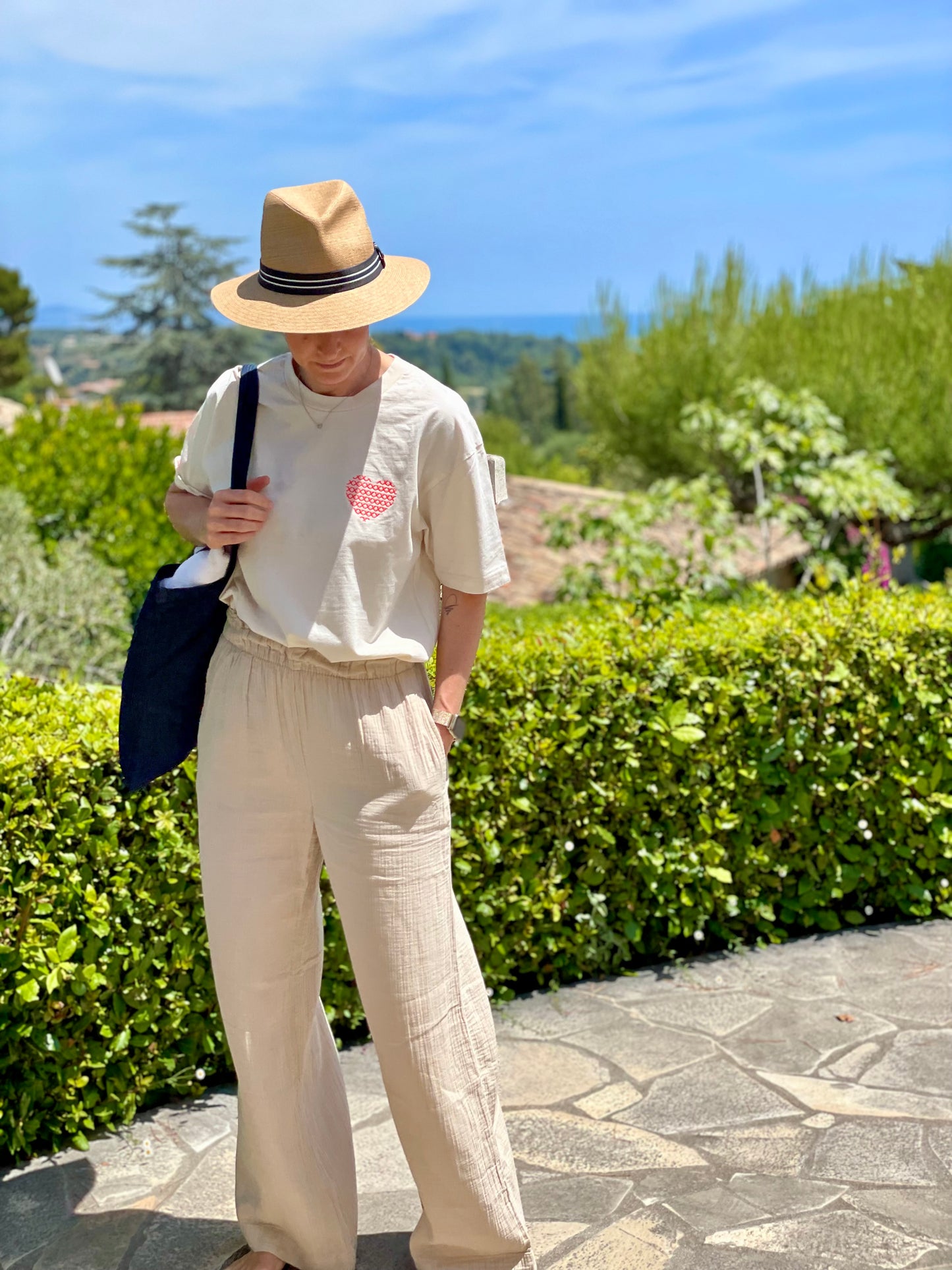 CASUAL OVERSIZE T-SHIRT