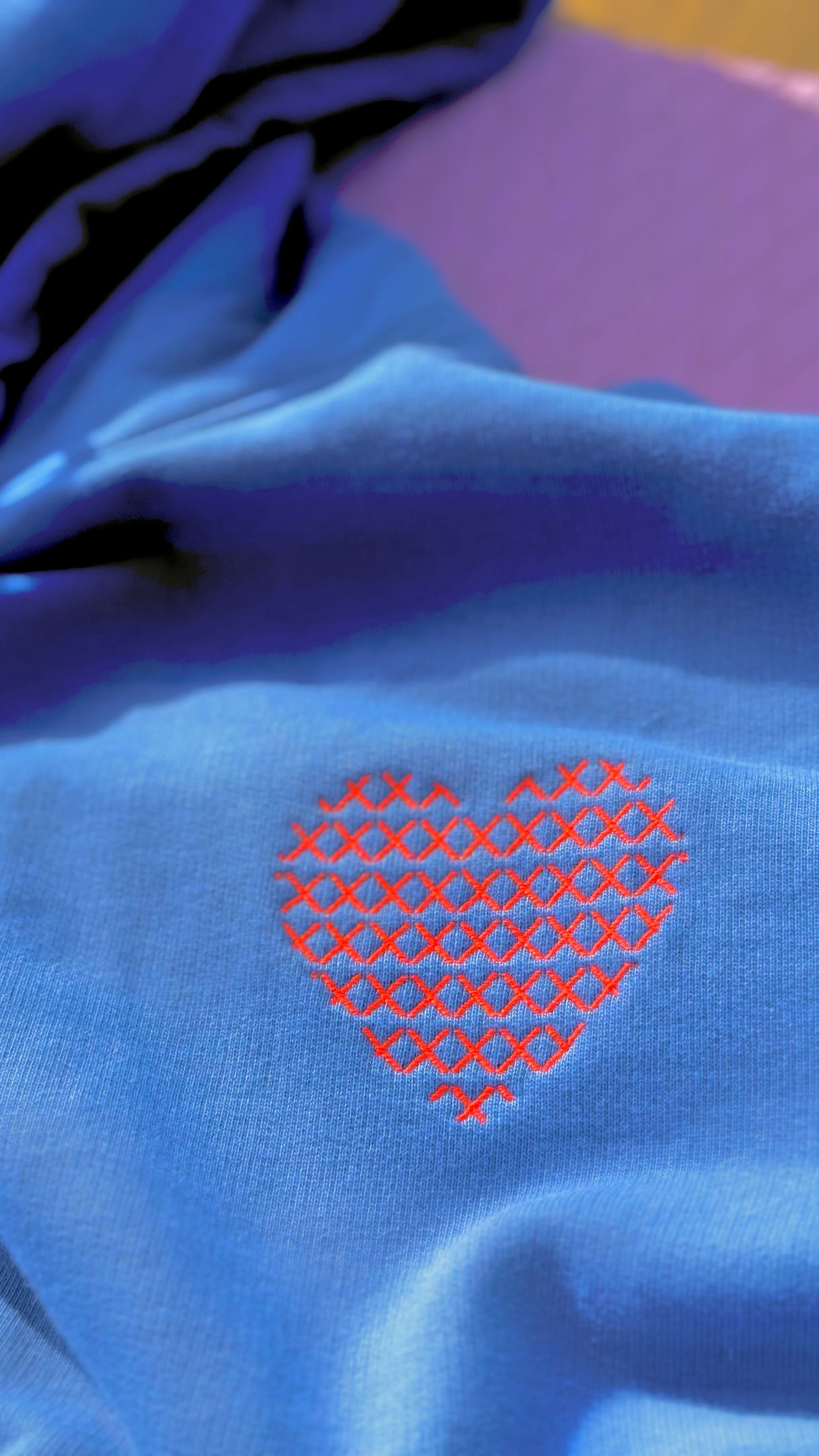 EASY GOING HOODIE